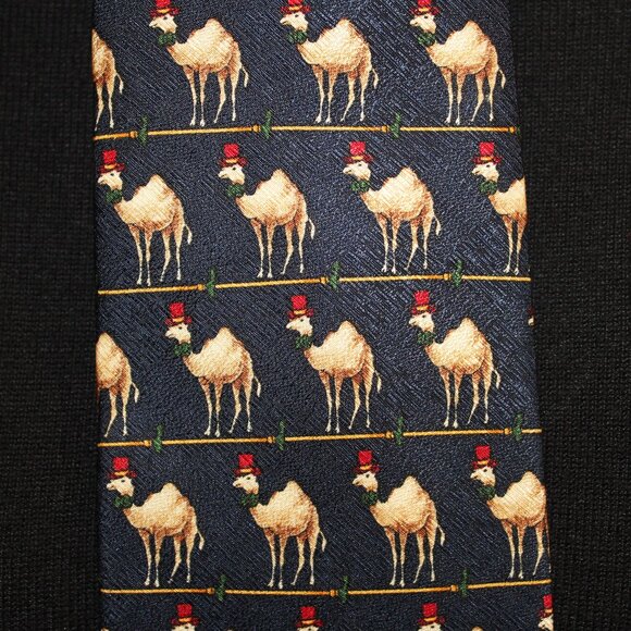 Museum Artifacts All Silk Holiday Camel geometric TIE NWT - Picture 4 of 4